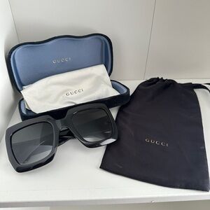 Gucci Black Oversized Sunglasses